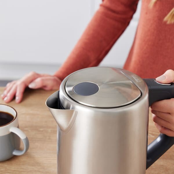 Ninja Stainless Steel Perfect Temperature Kettle, Rapid Boil – [KT201UKREF]